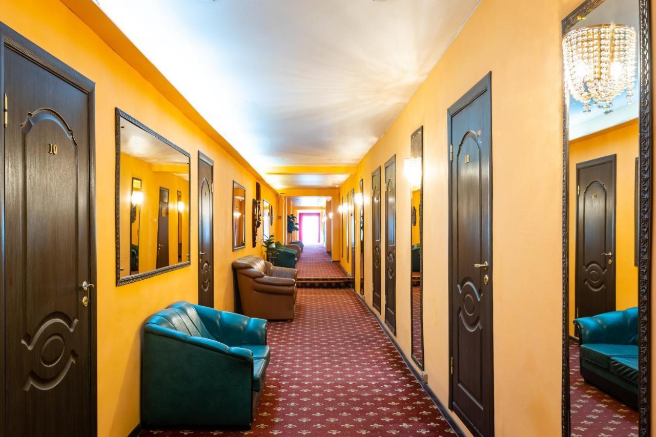 Jenavi Club Hotel Szentpétervár Kültér fotó